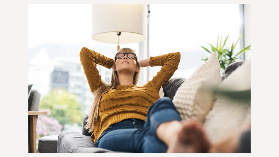 Como você se trata quando ninguém está vendo? Essa pergunta talvez seja a mais honesta que podemos fazer sobre amor-próprio.